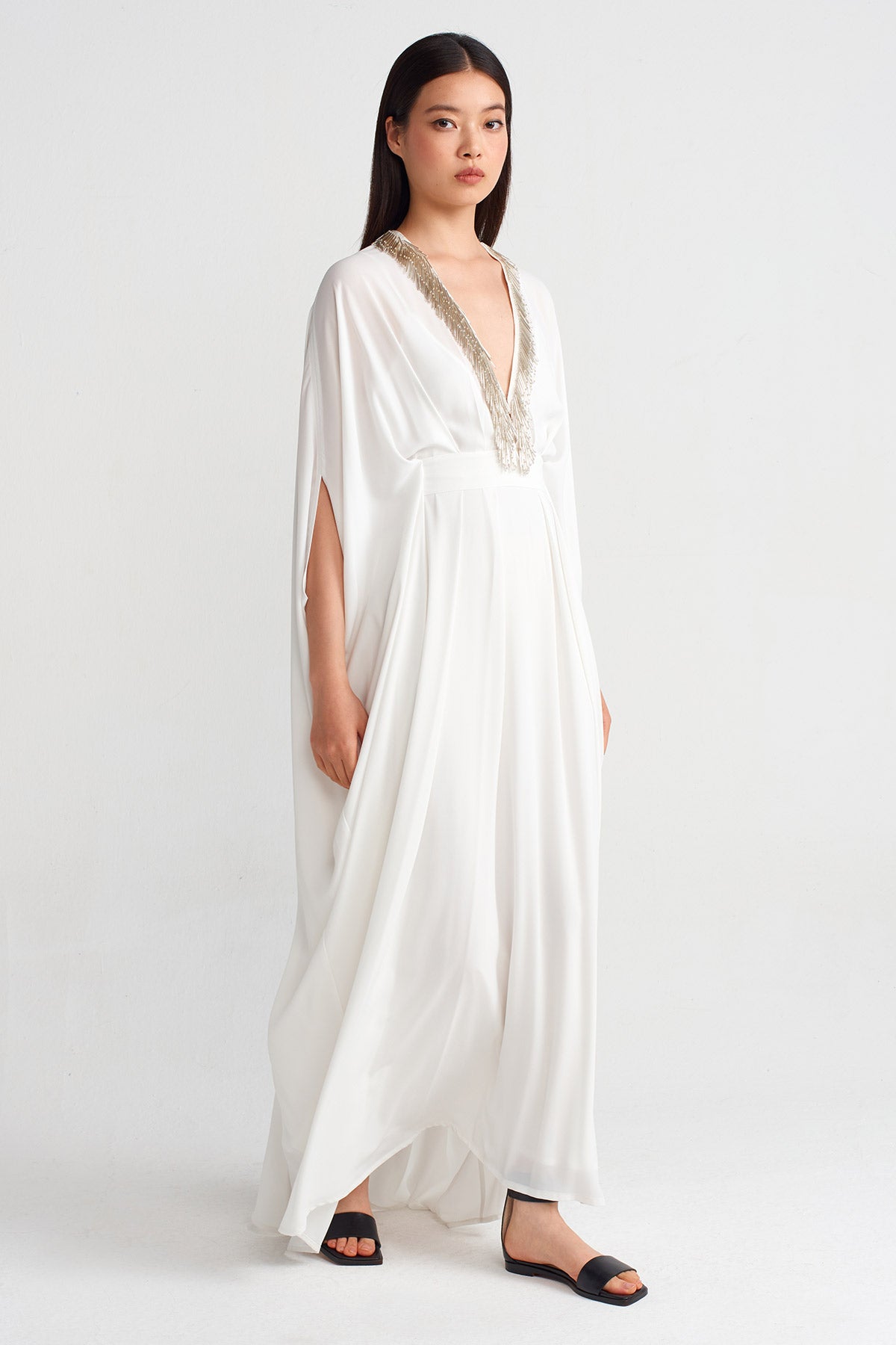 Kırık Beyaz Yakası İşlemeli, Belden Oturan Şık Elbise-Y244014088