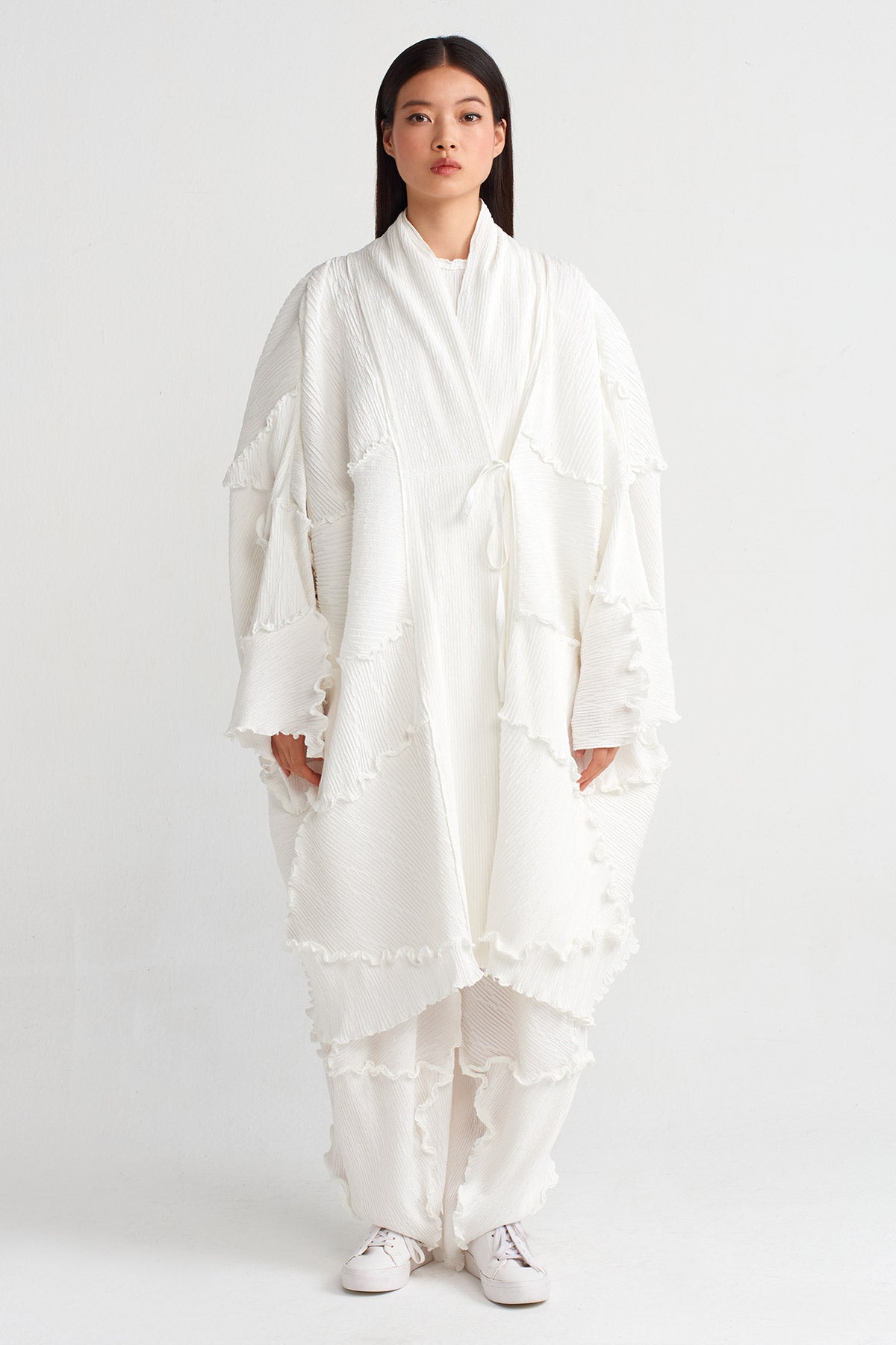 Kırık Beyaz Dikiş Detaylı Plise Kimono-Y245015024